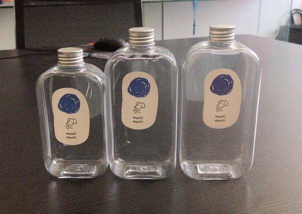 อาหารเกรดนมชานมขวดเครื่องดื่มพลาสติก 500 มล. Bpa ฟรีออกแบบตกแต่ง